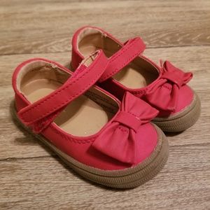 Lot-Toddler girl shoes size 4 Cat & Jack